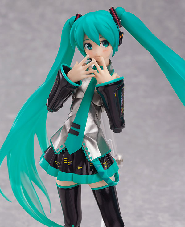 figma - Character Vocal Series 01 Hatsune Miku 2.0 Max Factory 200