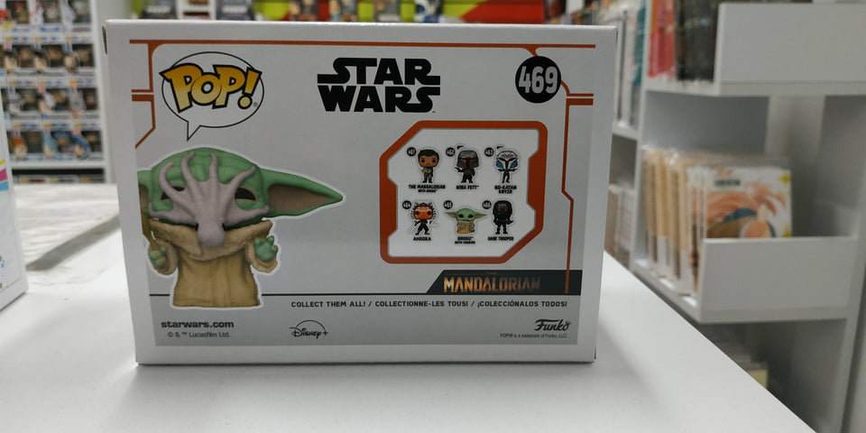 Funko POP! Star Wars Grogu w/ chrwder squid 469 Special Edition